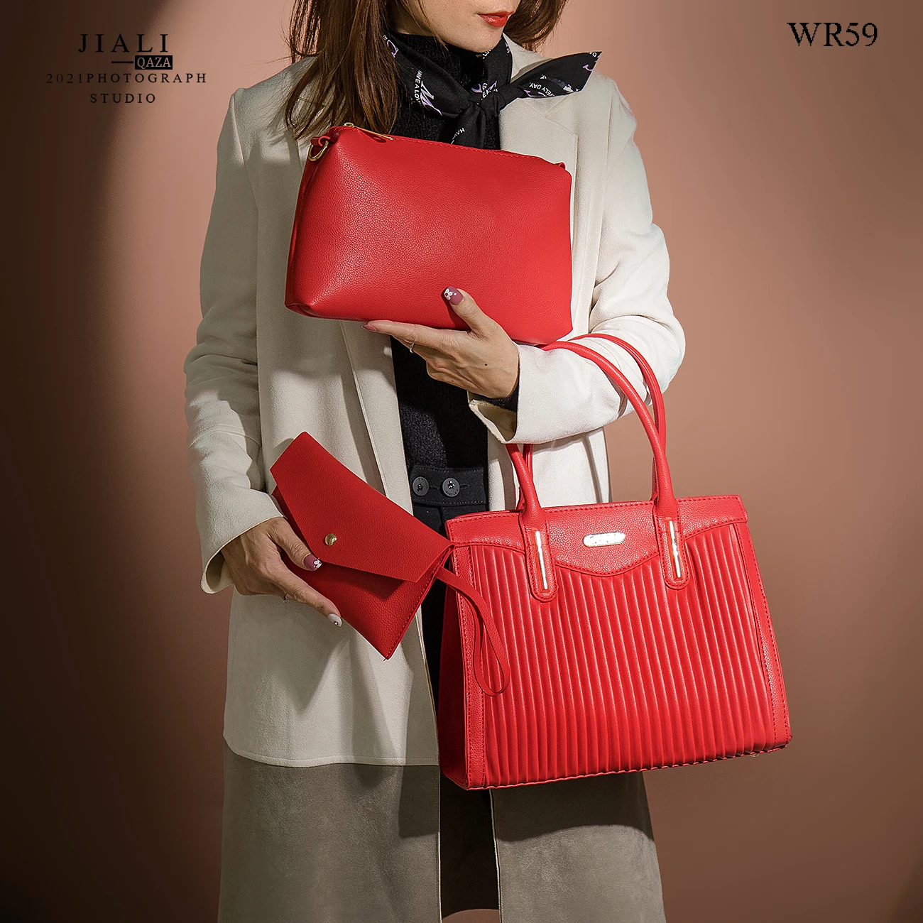 WD6983) Trending Handbags for Ladies Fashion Bag Brand Hobo Style Handbags  Vintage Style Bags - China Designer Bag and Lady Handbag price