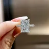 Q561 white gold