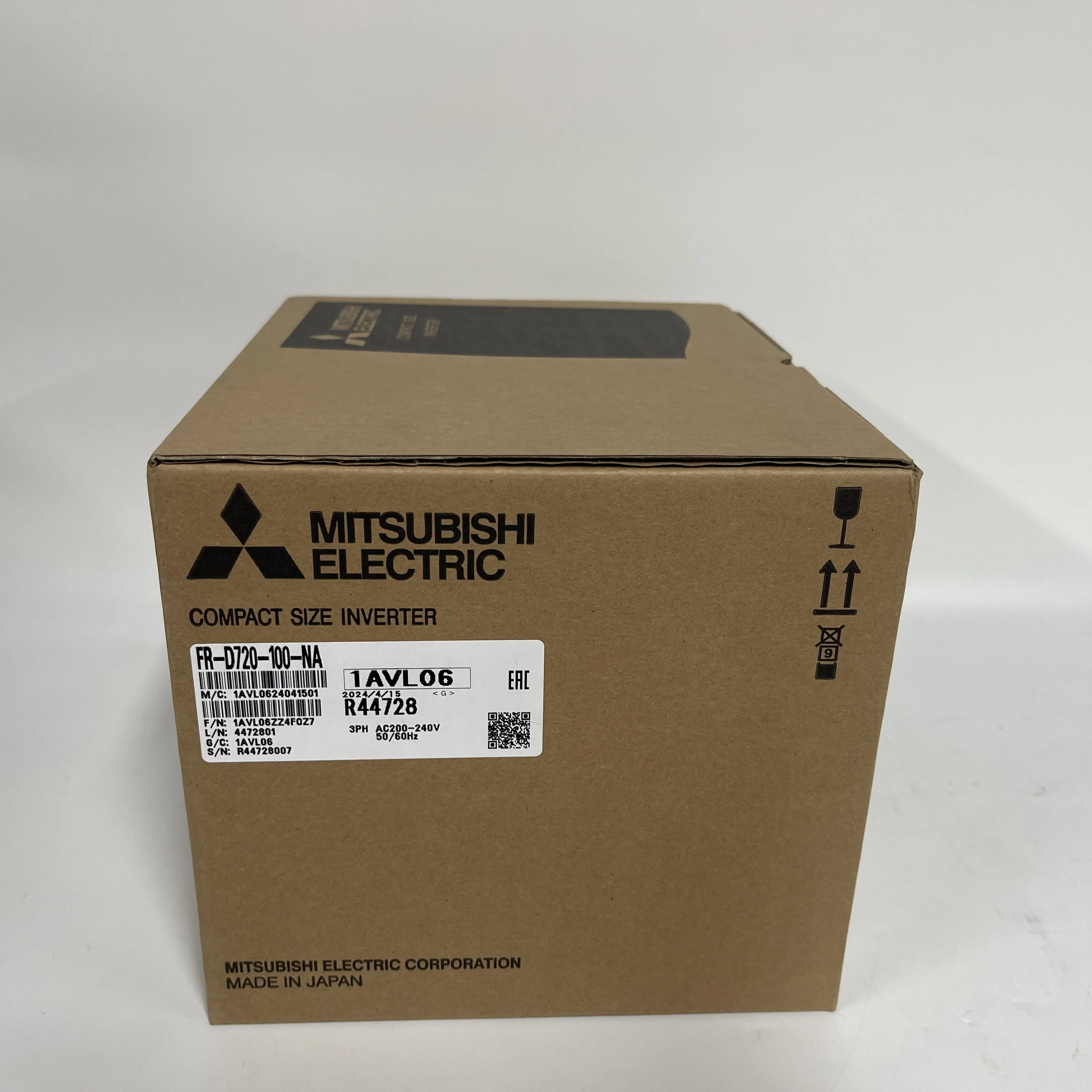 MITSUBISHI Compact Inverter FR-D720-100-NA