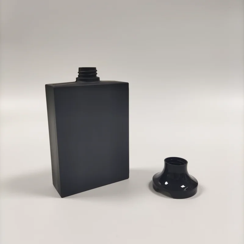 Custom Cosmetics Body Wash Soap Plastic Bottle 300ml HDPE Squeeze Pump Shampoo Lotion Bottle With Clamshell