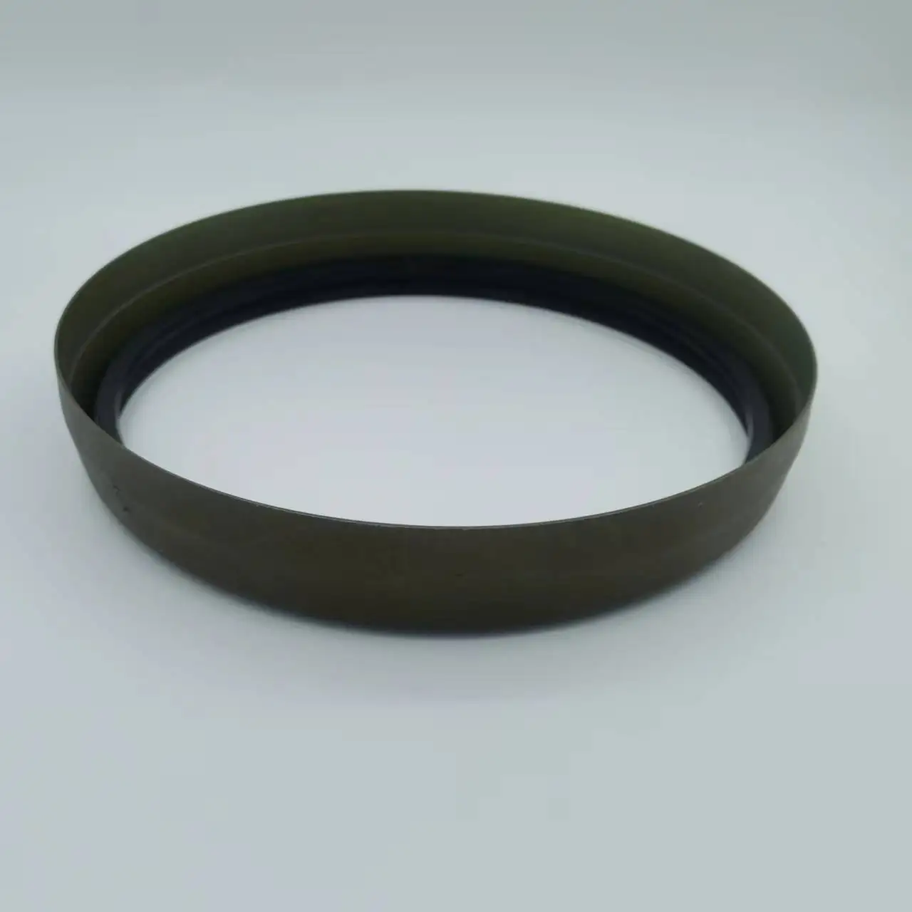 Truck Hub Oil Seal Tcn1 Oil Seal 1610765 1591703 6884308 944666 For