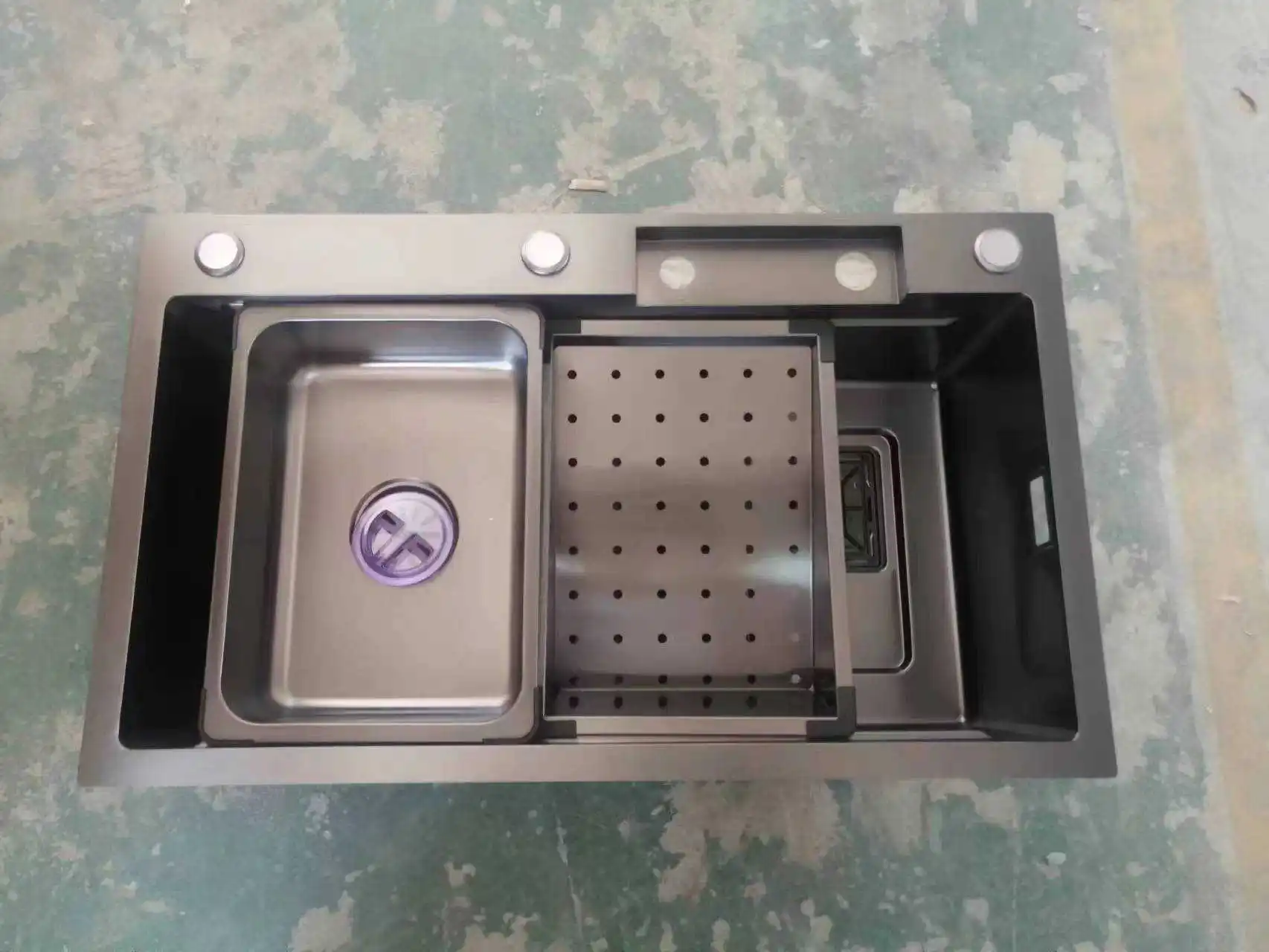 Surprise Price and Good Quality Handmade Stainless Steel Sink for Kitchen and Pasture