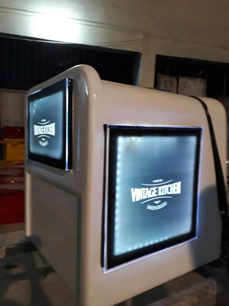 Superior Quality Led Scooter Delivery Box For Carrying Food Vegetables