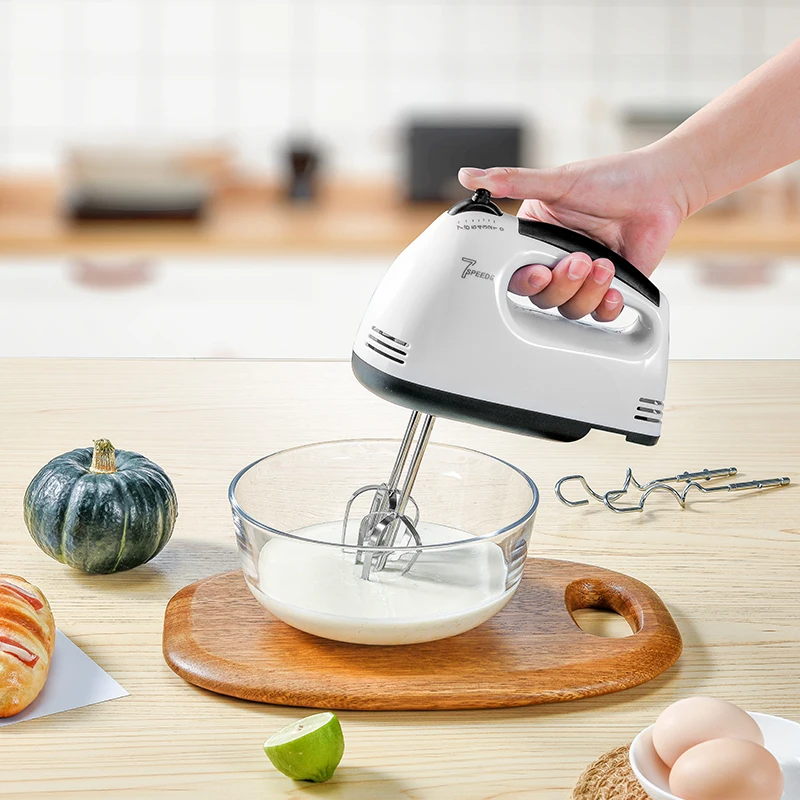 Brown Appliances Electric Rotary Blender Hand Mixer Small