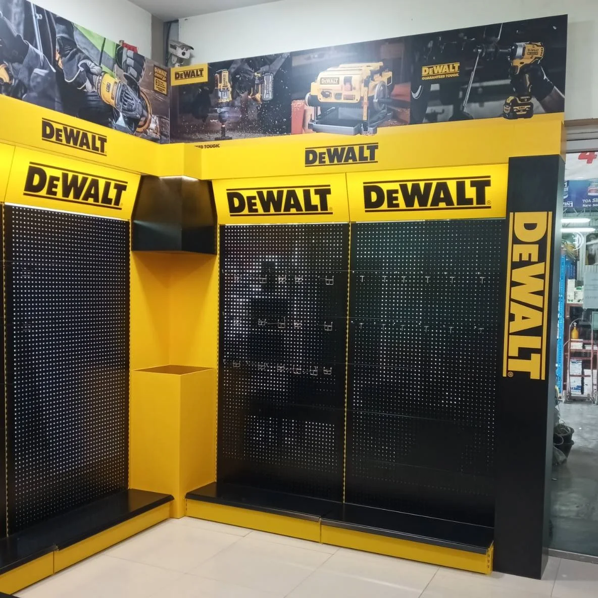 Display Equipment for All Kinds of Tools Exhibition Shelving Systems Metal Display Hooks