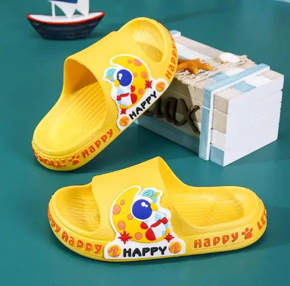 Summer Children's slippers Cartoon Flip Flops Home Bathroom Anti