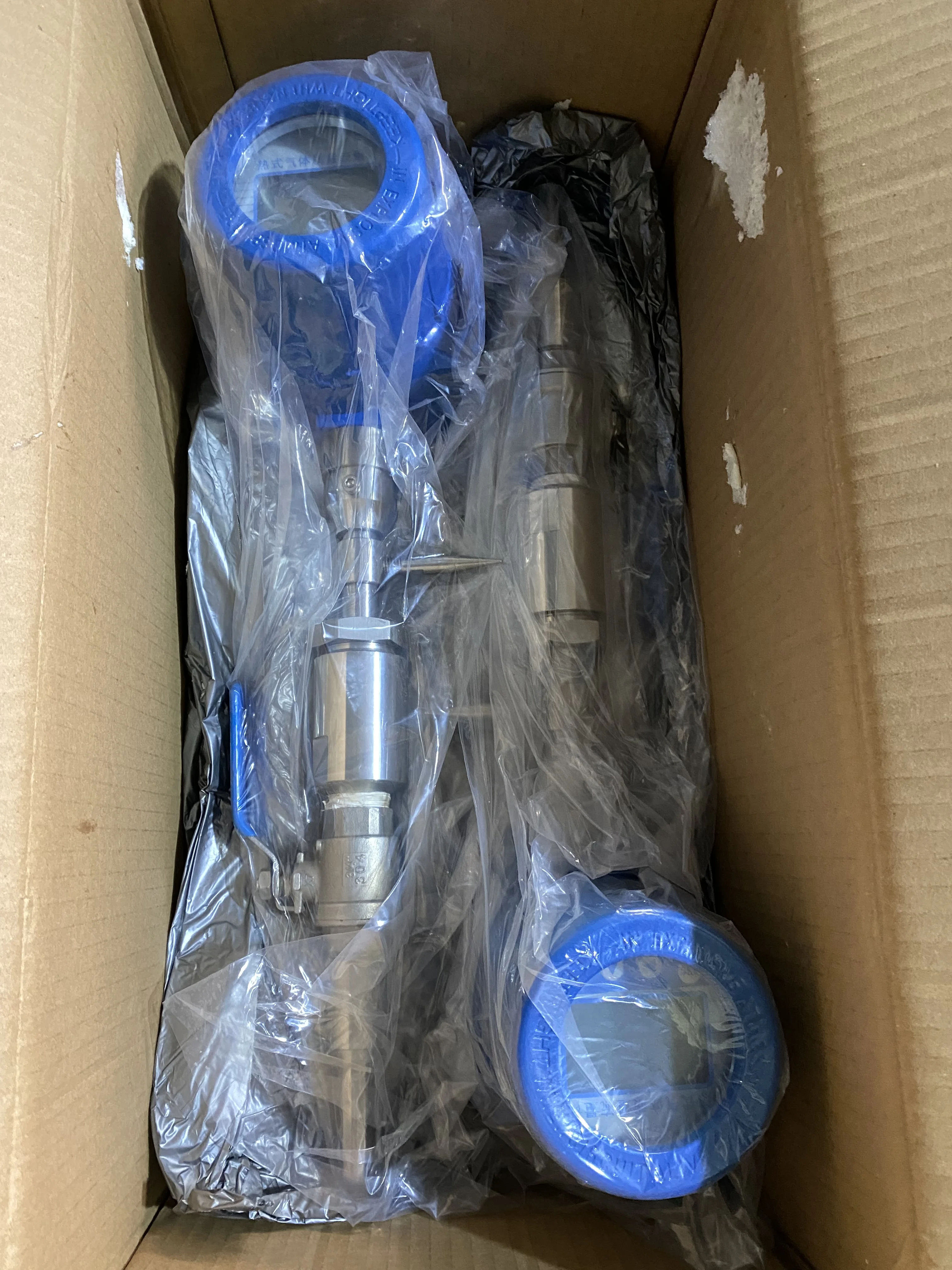 Insertion Type Digital Air Flowmeter Medidor De Flujo Dn200 Dn300 N2 CO2 O2 Steam Thermal Gas Mass Flow Meter With Pulse Output