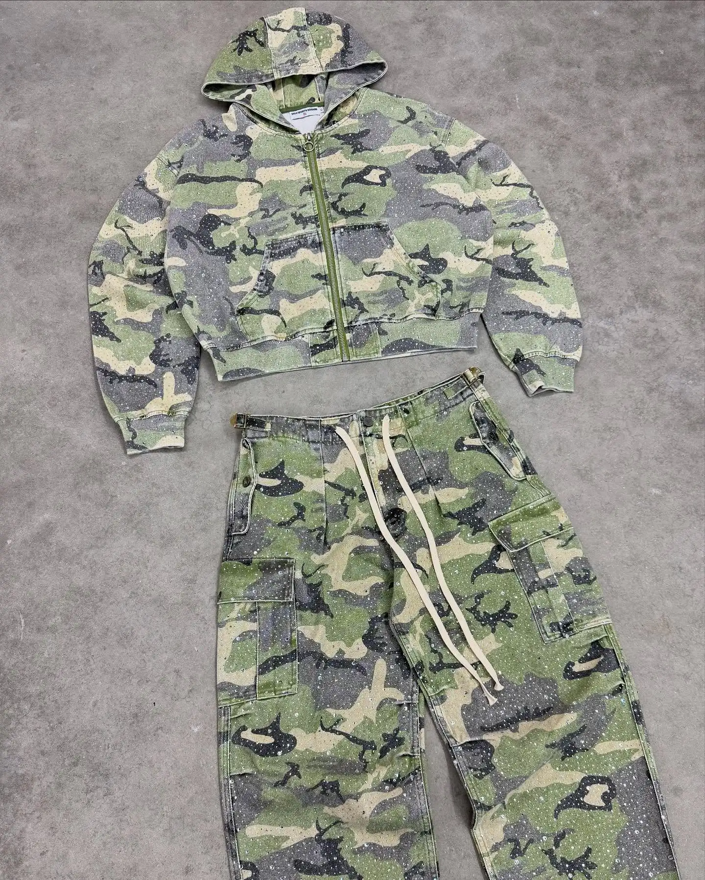 Custom Manufacturer Oversized Camoflouge Sweatsuit Camo Cargo Pants and Zip up Hoodie Jacket Set Streetwear Tracksuit Me gallery 3