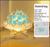 Lampe de chevet rose floquée bleu clair