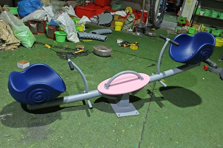 Factory Hot Sale Kid Seesaw High Quality Preschool Plastic Seesaw Equipment Kindergarten Outdoor Play Equipment Seesaw 4 Seater