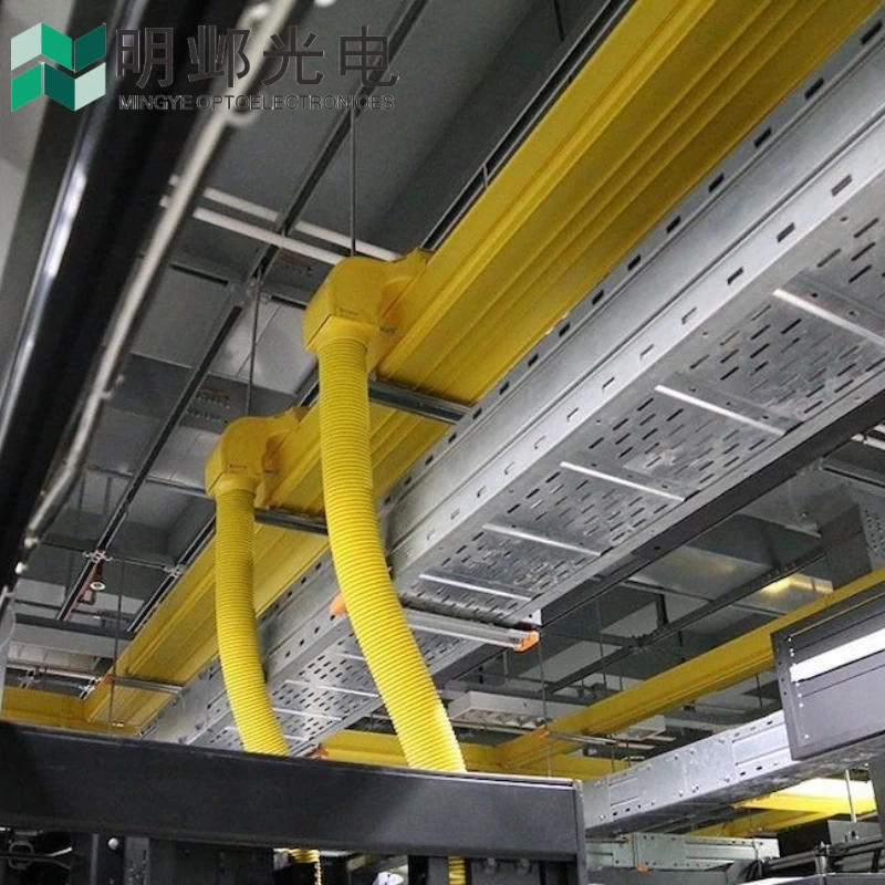 Кабельные лотки дкс. Кабельный лоток (Cable Management 90 degree). ДКС кабельные лотки. Монтажный элемент для кабельных лотков DKC ugb500hdzl. Короб перфорированный ДКС.