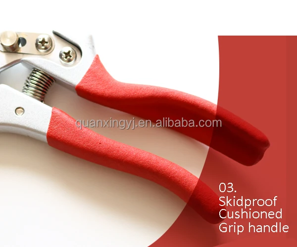 940 RED 03.jpg