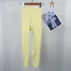 giallo chiaro