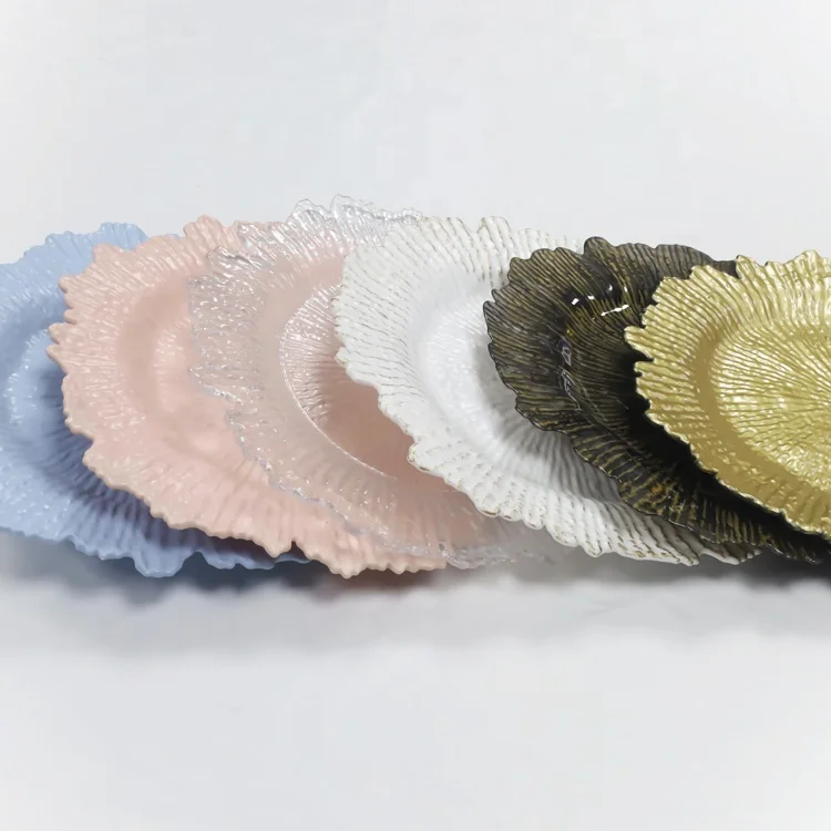 Blush Pink 13-Inch Sunflower Plastic Charger Plates Eco-Friendly