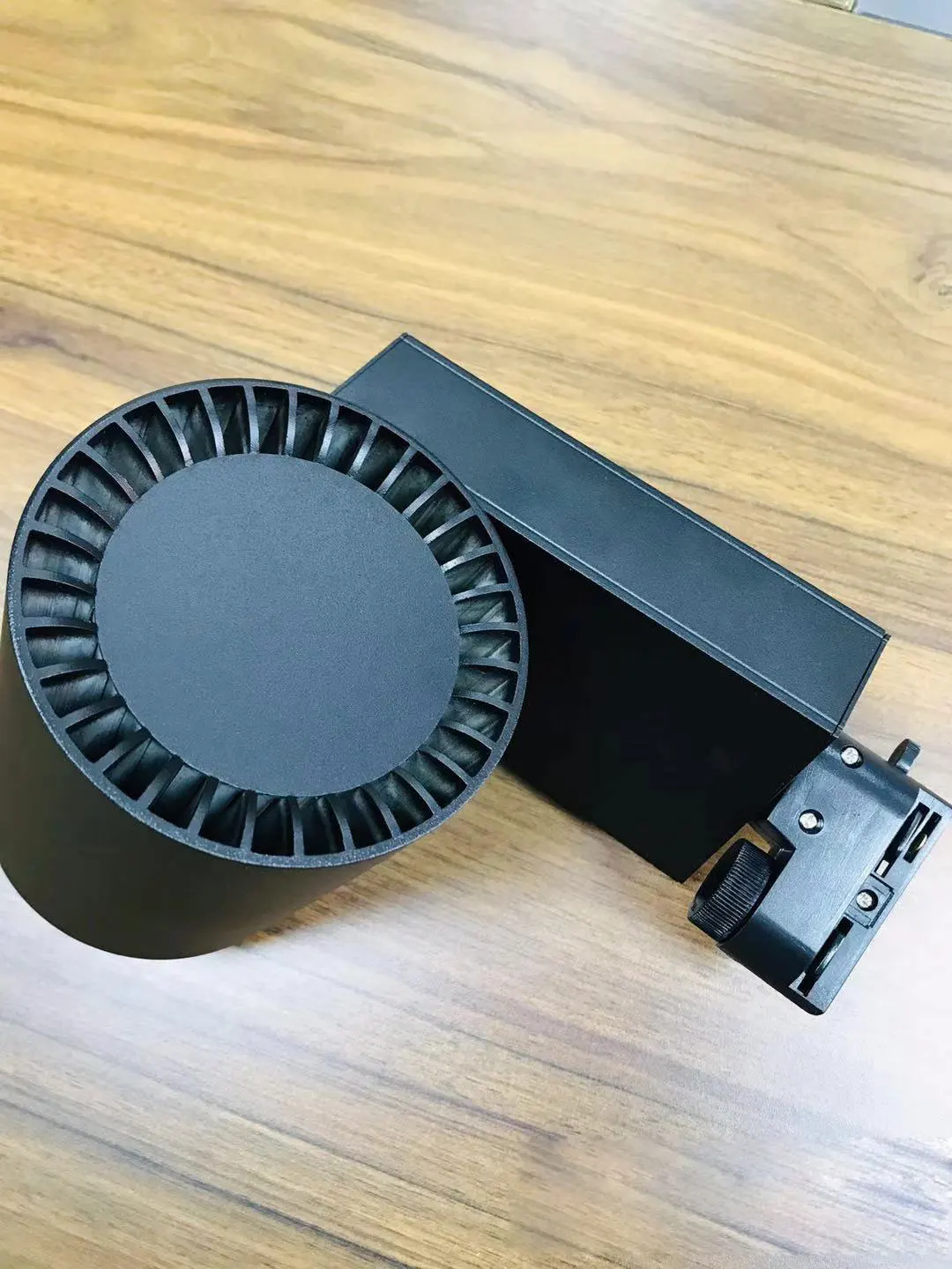 Two-wire four-wire COB track spotlight kit LED track light 30W 40W