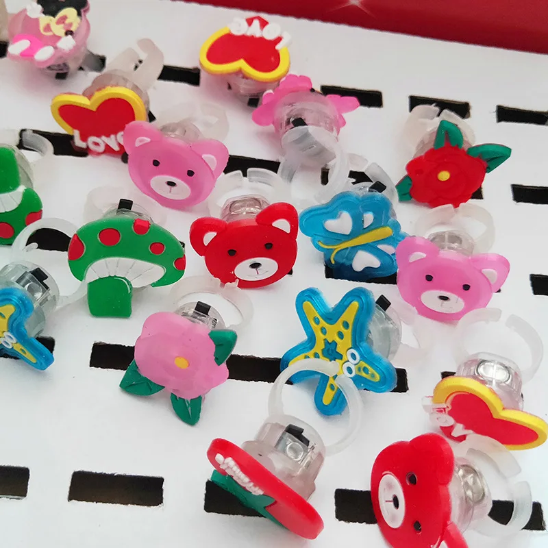 Светящееся кольцо на палец