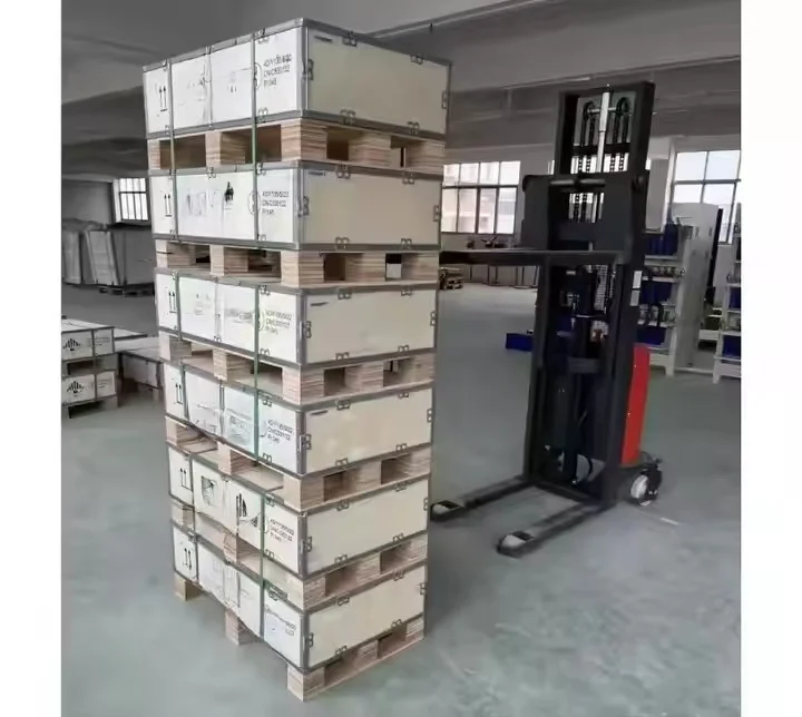 High Quality 51.2V 16Kwh Inverter Phosphate Lithium Battery 11000+ Cycles Floor Install with Wheel Handle CAN Communication Port