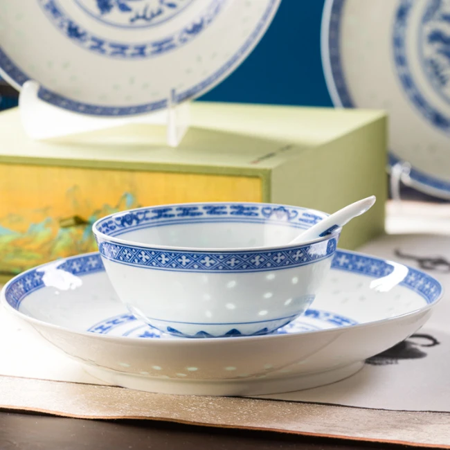 Chinese traditional high-grade blue and white porcelain tableware set combination Jingdezhen Chinese style retro ceramic bowl supplier