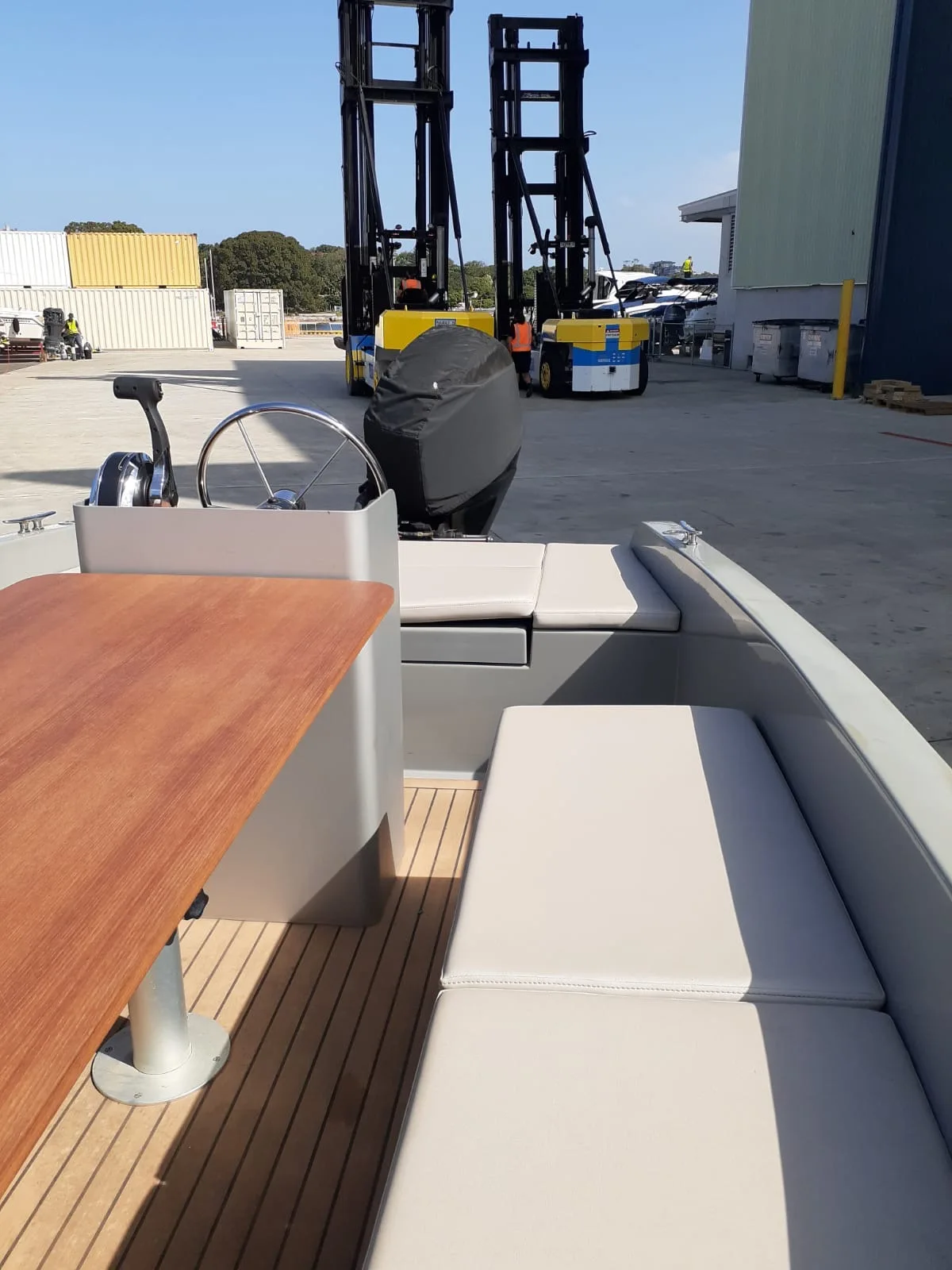 Ecocampor 18ft Open Recreational Aluminum Boat With Centre Console And