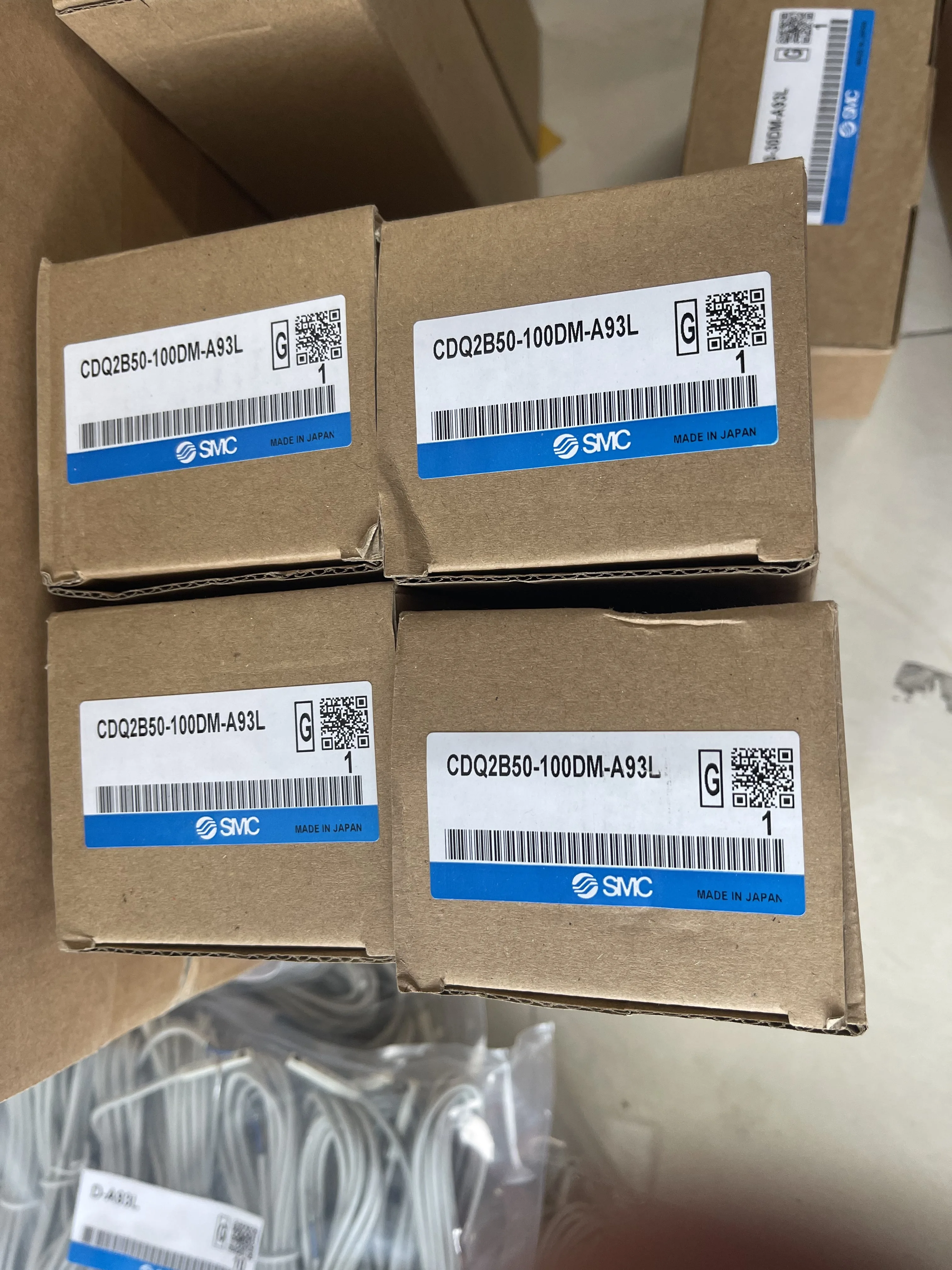 SMC Pneumatic Cylinder CDQ2B50-100DM-A93L