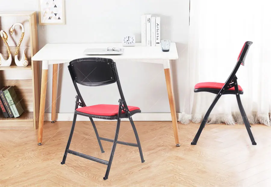 Wholesale Cheap Folding Chair Metal Frame Leisure Chair With Cushion And Footrest student desk and chair