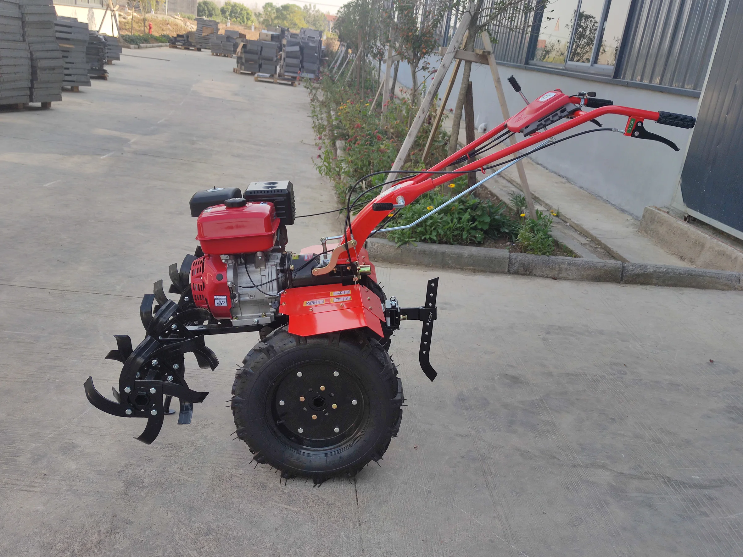 Factory-Made 13hp Power Tiller Small Mini Gasoline Cultivator Manual Ploughing Machine for African Farm Industries Used Gearbox