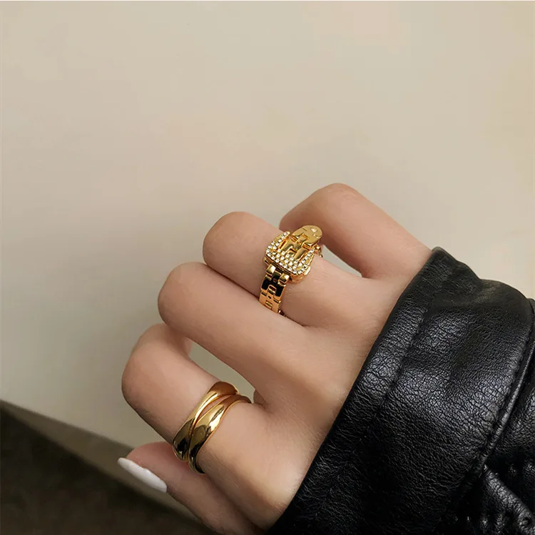 Ins Hot Selling Personalized Gold Link Chain Finger Ring Cool Fashion  Adjustable Crystal Belt Ring for Girls