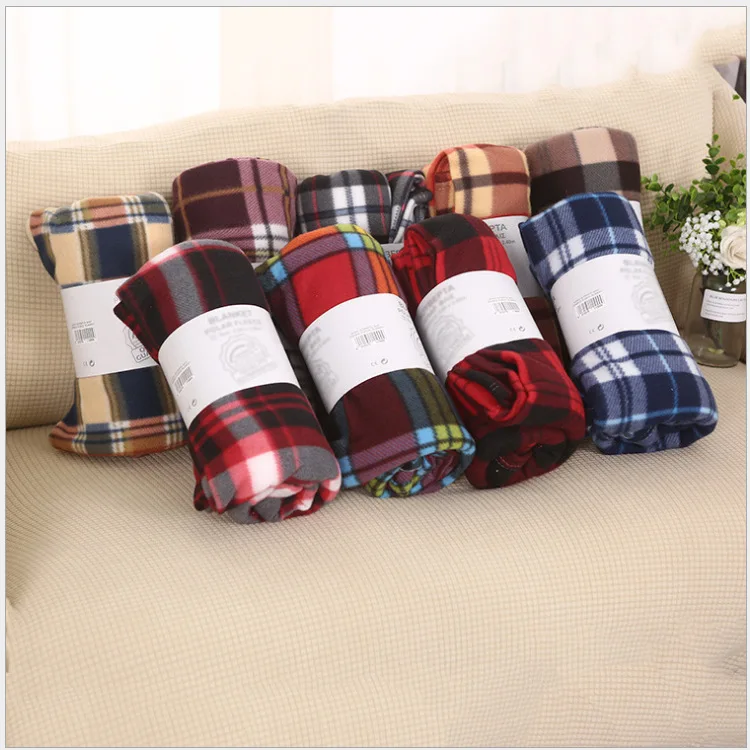 2024 Low Price Light and Easy to Carry Printed Polar Fleece Throw Blanket and Low MOQ for Outdoor Activity details