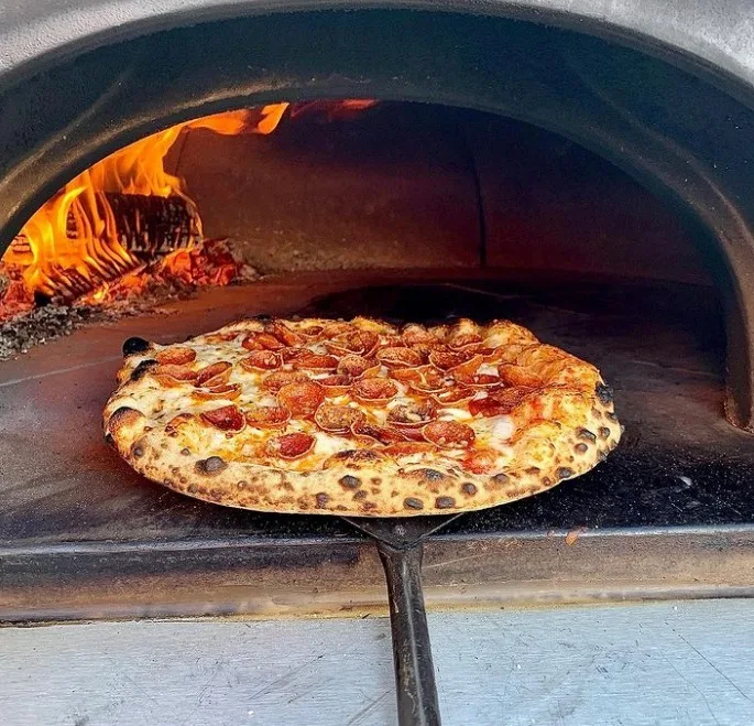 Pizza Trailer - Mobile Food Truck with Fully Equipped Kitchen
