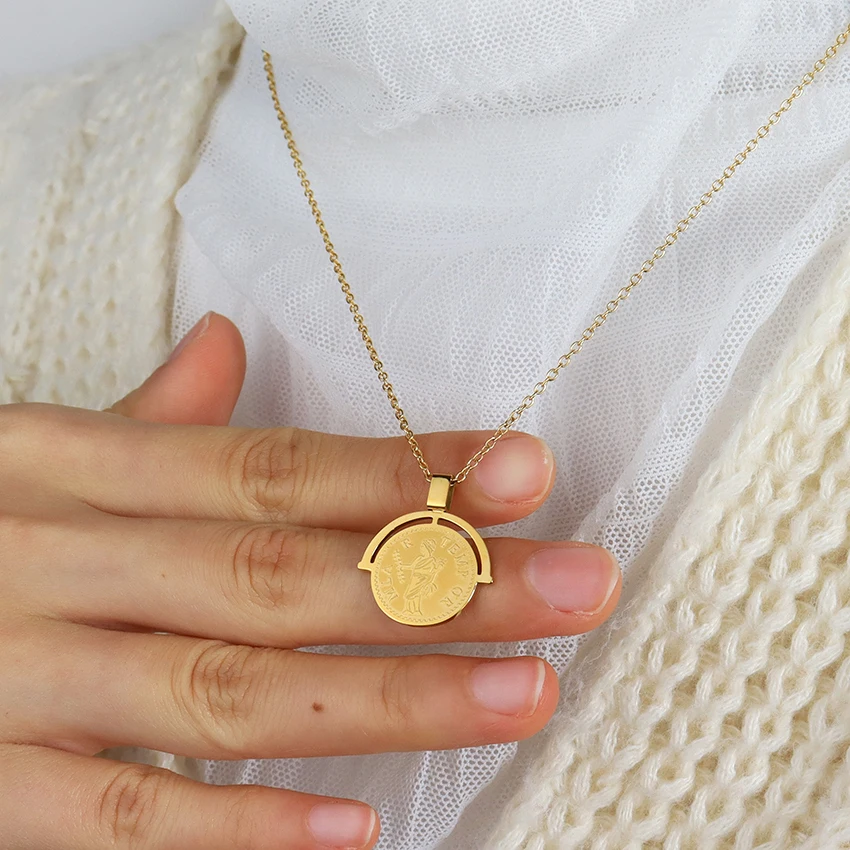 Vintage Portrait Disc Pendant Necklace Stainless Steel Waterproof