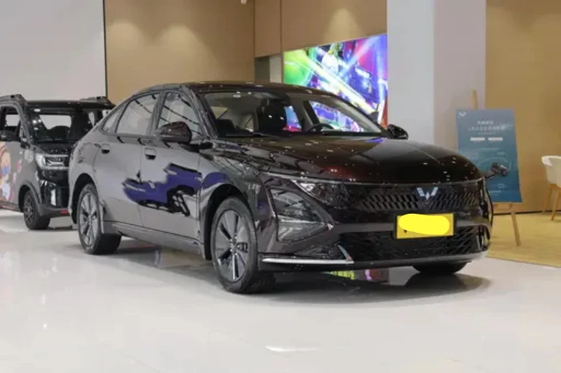 Deposit New Car 2024 Wuling Xingguang Pure Electric Car Ev 5 Door 4