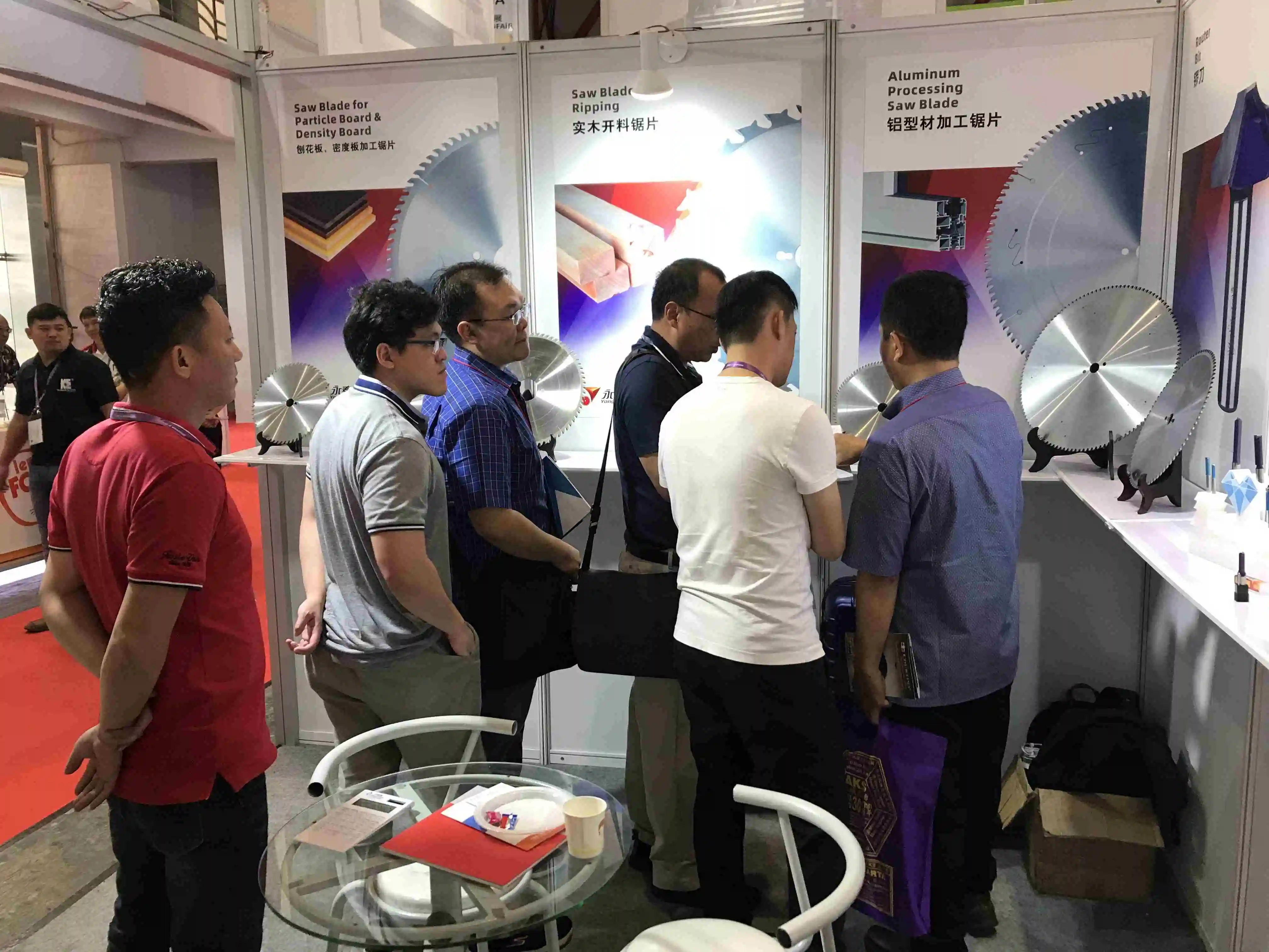 Smooth Cut Surface No Burrs High Quality Composite Materials TCT Circular Saw Blade