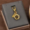 Colgante de flor pequeña