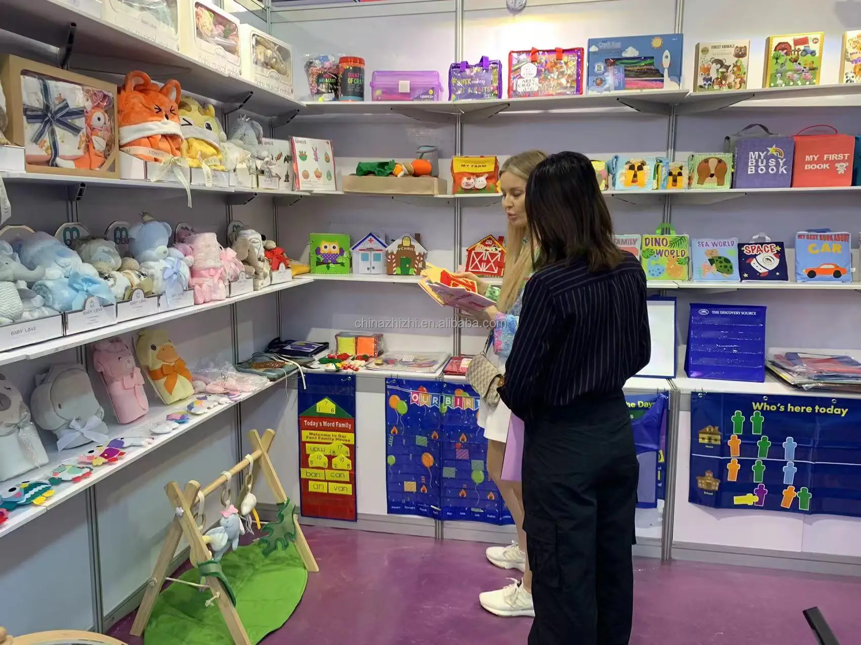 highly absorbent 100% cotton fabric for baby bath towel with hat ,baby 100% muslin swaddle for bath