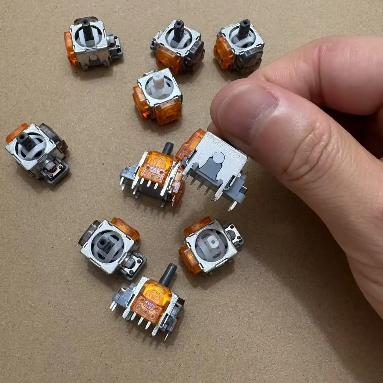 Ginfull TMR Magnetic Resistance Joystick for PS5 & PS4