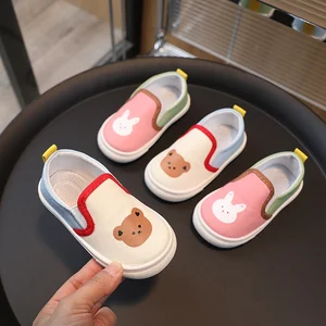 2026 Spring Autumn Children's Canvas Shoes Bear Design Slip-On Closure Comfortable Rubber for Indoor Kindergarten for Boys Girls