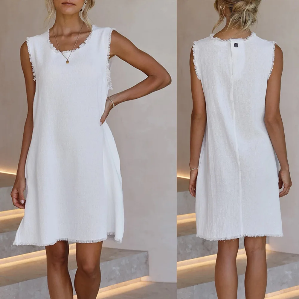 robe blanche pompon