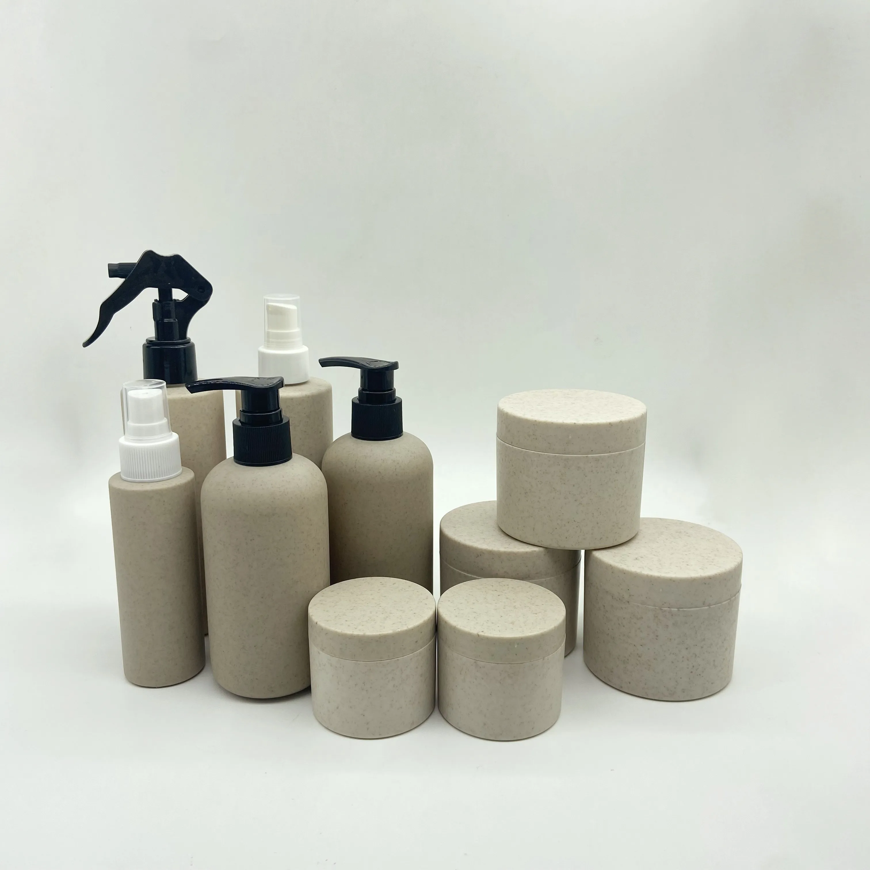 Eco Friendly Degradable Biodegrade Material Sugar Cane Wheat Straw Cosmetic Bottle