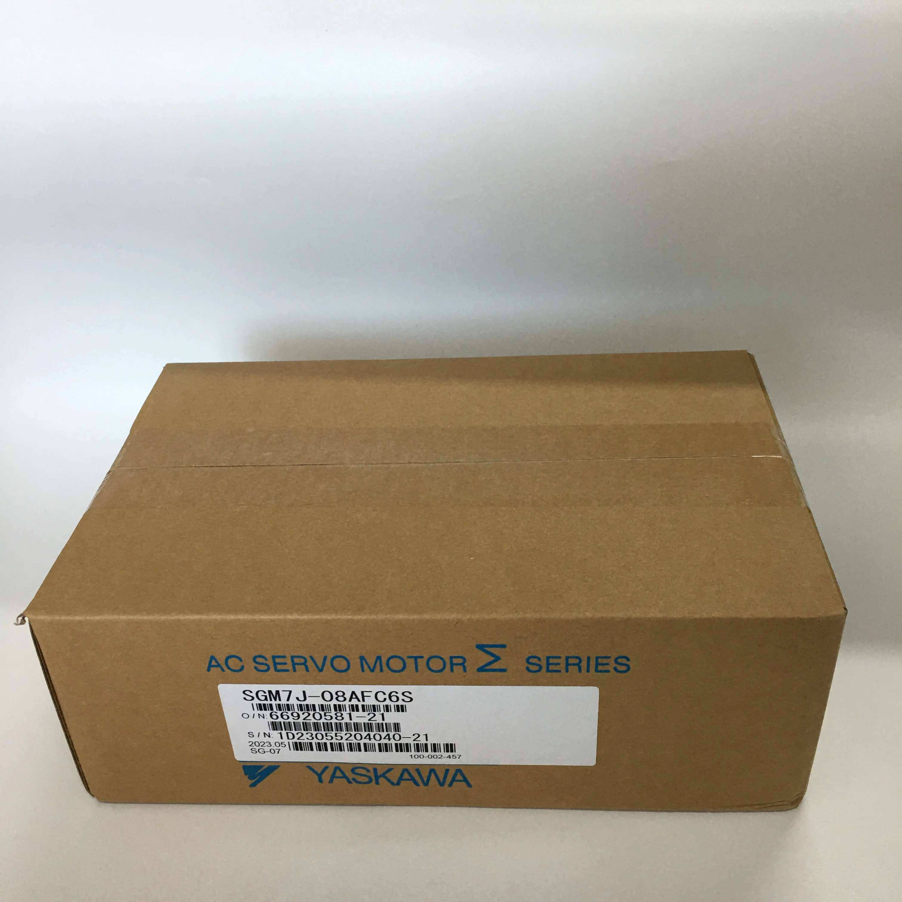 YASKAWA AC Servo Motor SGM7J-08AFC6S YASKAWA AC Servo Motor SGM7J-08AFC6S