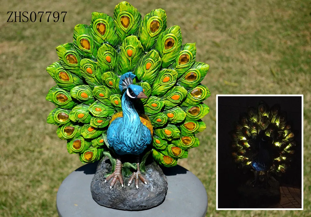 Outdoor Solar Polyresin Peacock Decoration
