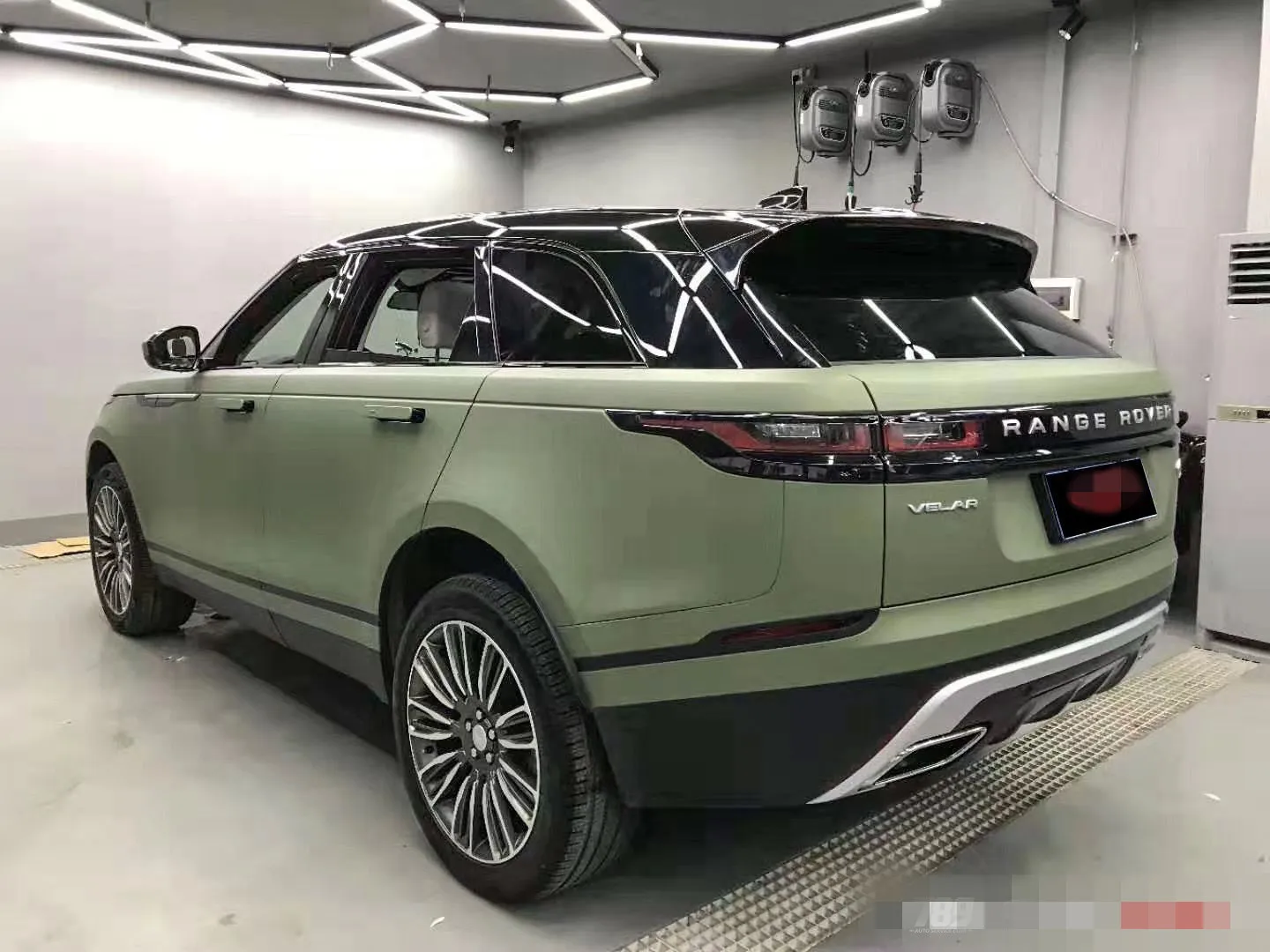 
 Суперматовая виниловая наклейка цвета хаки для автомобиля  