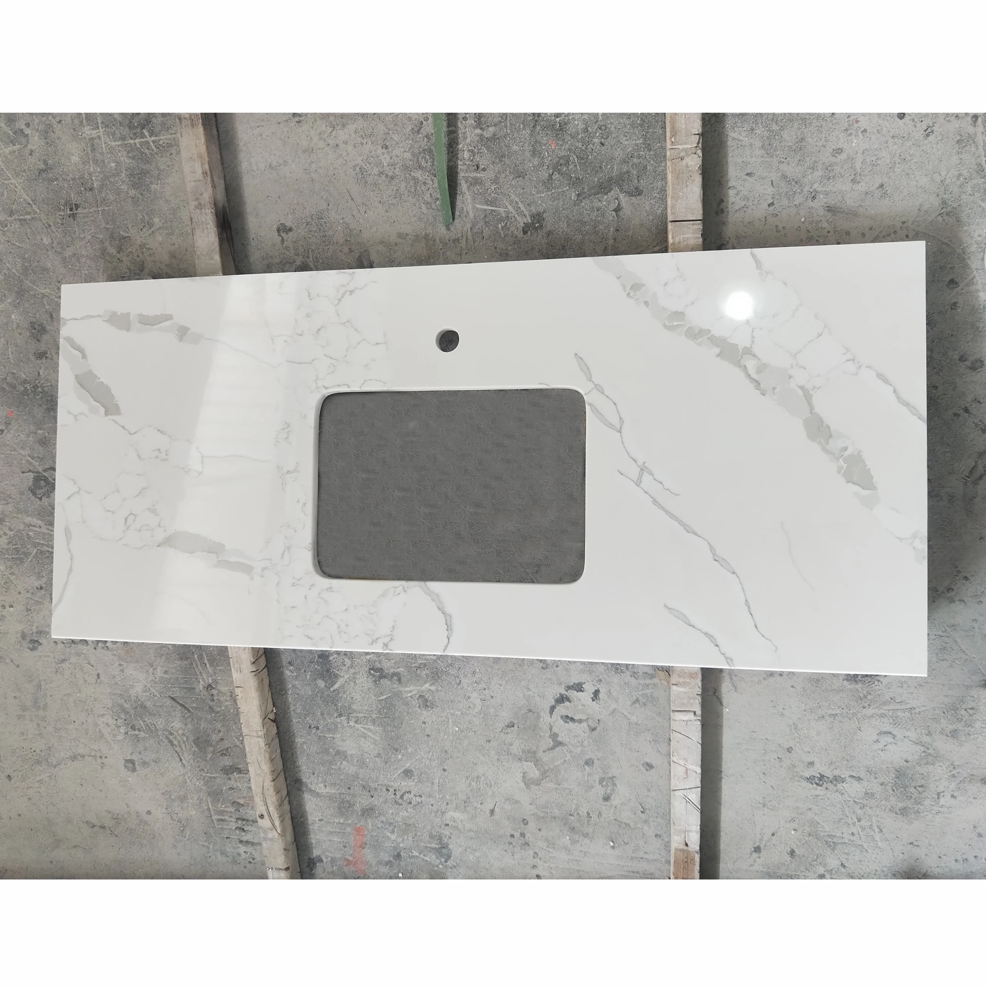 Calacatta White Kitchen Countertop Quartz Island Kitchen White Quartz