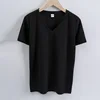 Cuello en V Negro