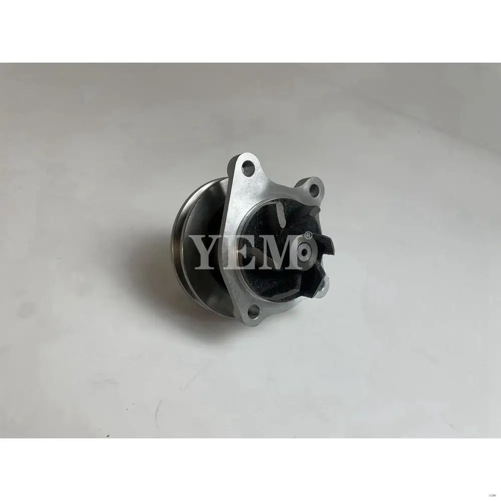 Water Pump 15611-73032 for Kubota