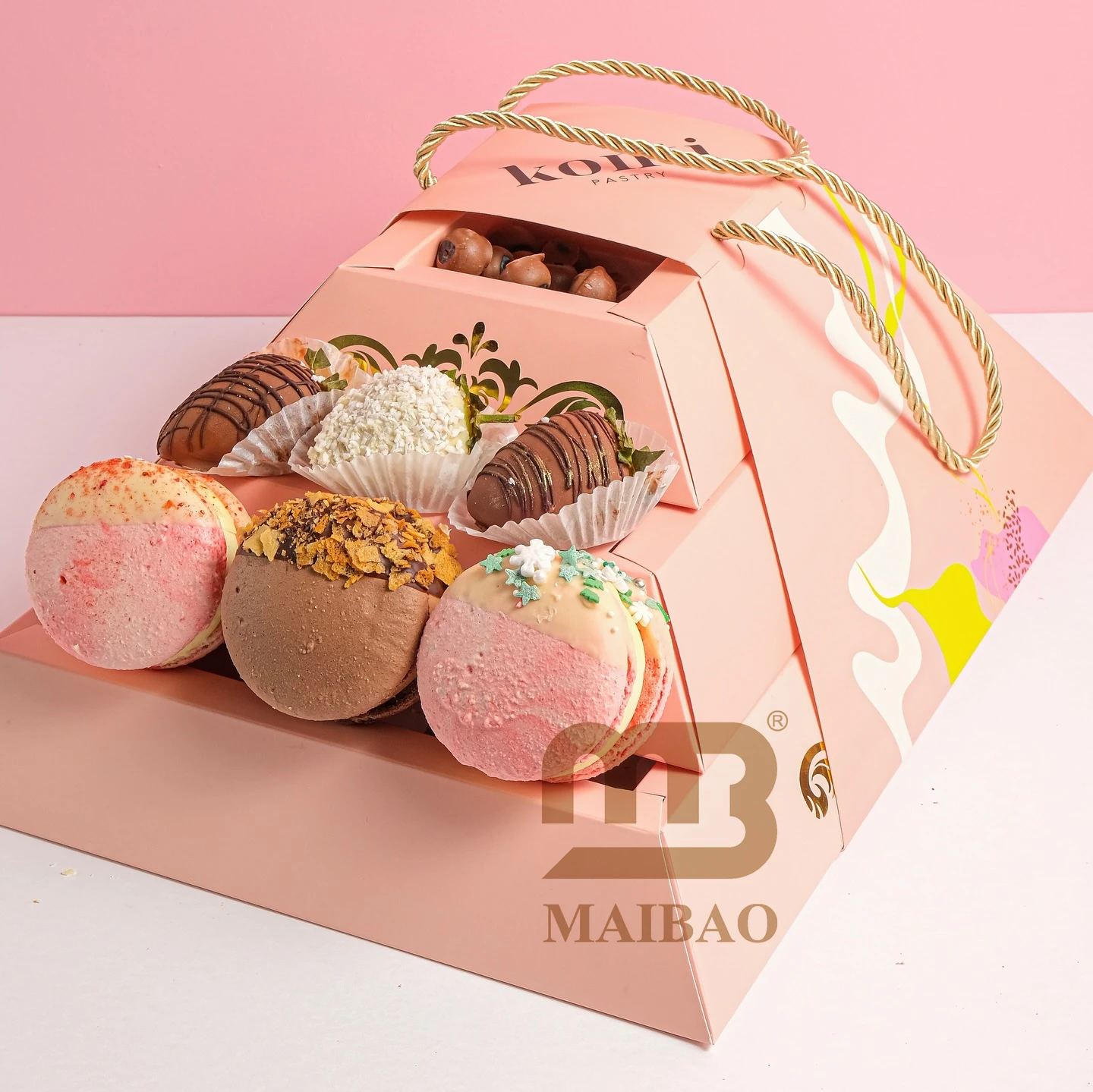 New Custom Eco Arabic Style Pyramid Shape Food Box Takeout Snack Sweet Bakery Dessert Pastry Basbousa Pyramidal Box Packaging