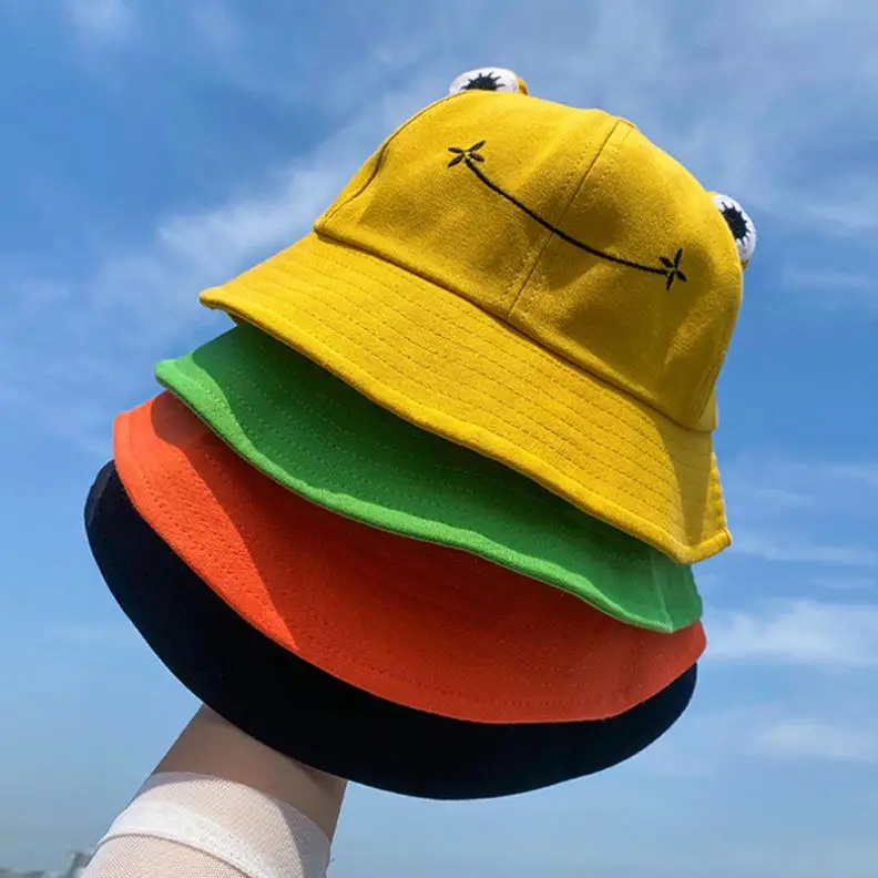 cartoon frog bucket hat