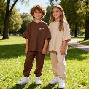 Customization Minimalist Oversized Fit Tshirts T-shirts Soft Touch Organic Cotton Natural Joggers Pants Boy Child Two-Piece Set