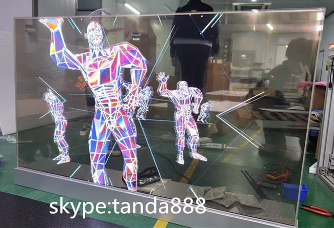 55インチ超薄型透過OLEDディスプレイ｜デジタルサイネージ用