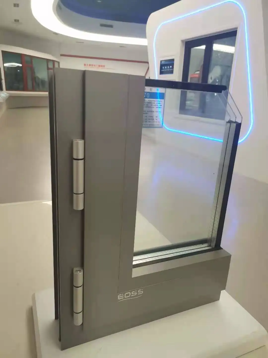 ES 70  EOSS System Door and Window Villa windows and Doors