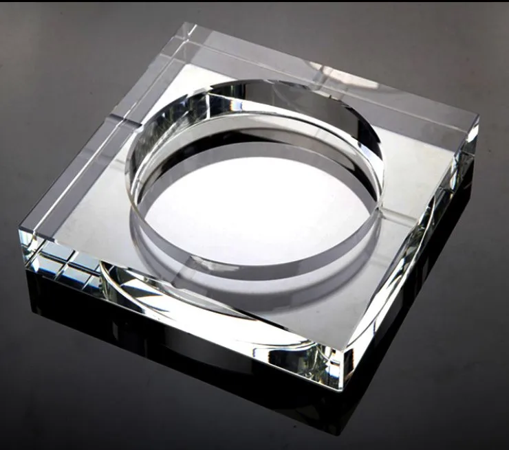 Crystal ashtray customized with your logo shinning luxury for hotels home decoration nice gift factory